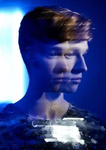 Блестки в голубой комнате / Sequin in a Blue Room 2019 скачать через торрент в хорошем качестве