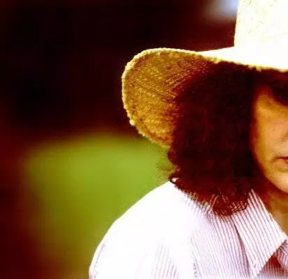 Красная грязь 2000 скачать торрентом Красная грязь 2000 скачать торрентом