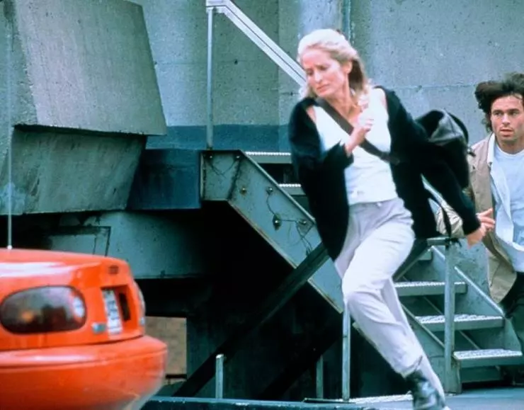 Прибытие: Новая угроза 1998 скачать торрентом Прибытие: Новая угроза 1998 скачать торрентом