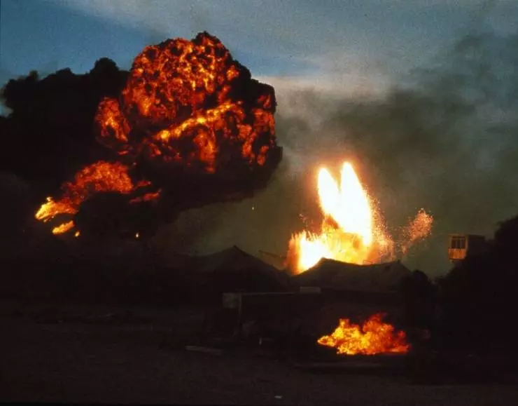 Операция «К центру Солнца» 1992 скачать торрентом Операция «К центру Солнца» 1992 скачать торрентом