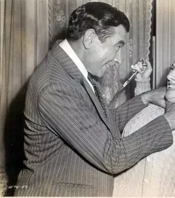 Поцелуями сотри кровь с моих рук 1948 скачать с торрента Поцелуями сотри кровь с моих рук 1948 скачать с торрента