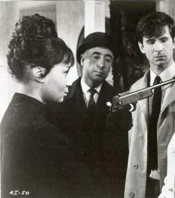 Очаровательная идиотка 1964 скачать с торрента Очаровательная идиотка 1964 скачать с торрента