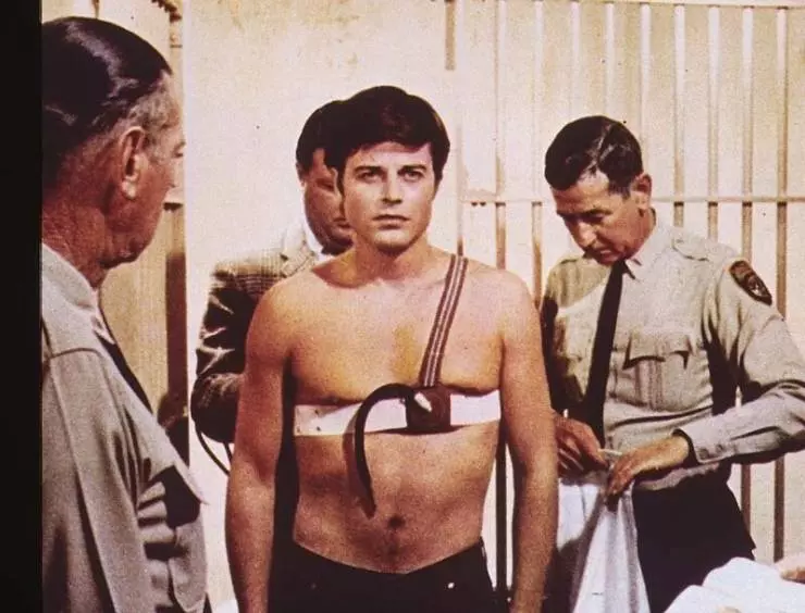 Одна на другой 1969 скачать через торрент бесплатно Одна на другой 1969 скачать через торрент бесплатно