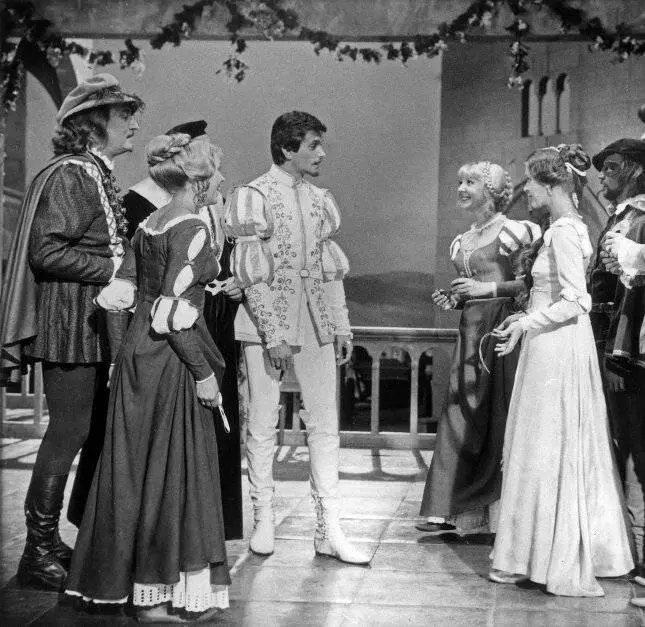 Любовью за любовь 1983 скачать торрентом Любовью за любовь 1983 скачать торрентом