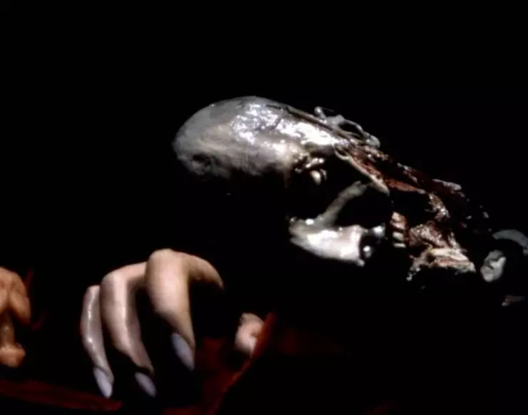 Восковая маска 1997 скачать торрентом Восковая маска 1997 скачать торрентом