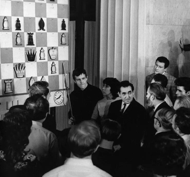 Гроссмейстер 1972 скачать через торрент бесплатно Гроссмейстер 1972 скачать через торрент бесплатно