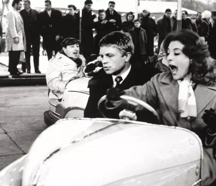 Воскресенья в Виль-д'Эвре 1962 скачать торрентом Воскресенья в Виль-д'Эвре 1962 скачать торрентом