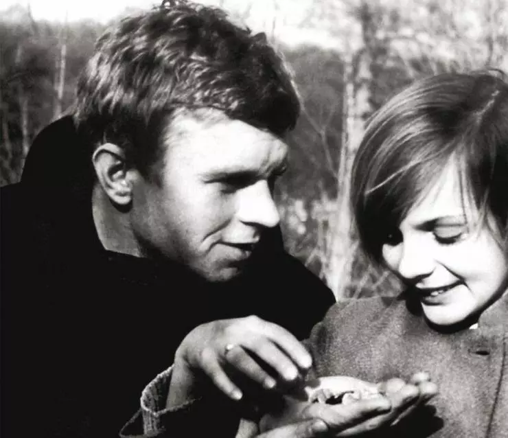 Воскресенья в Виль-д'Эвре 1962 скачать с торрента Воскресенья в Виль-д'Эвре 1962 скачать с торрента