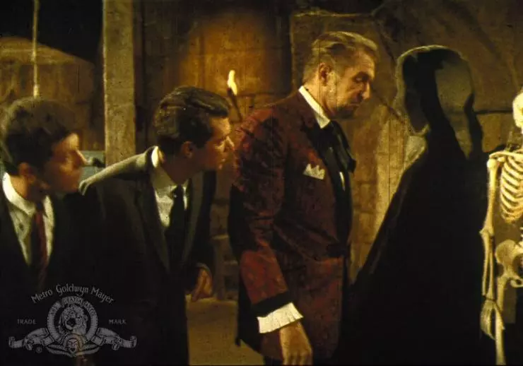 Доктор Голдфут и бикини-машины 1965 скачать через торрент бесплатно Доктор Голдфут и бикини-машины 1965 скачать через торрент бесплатно