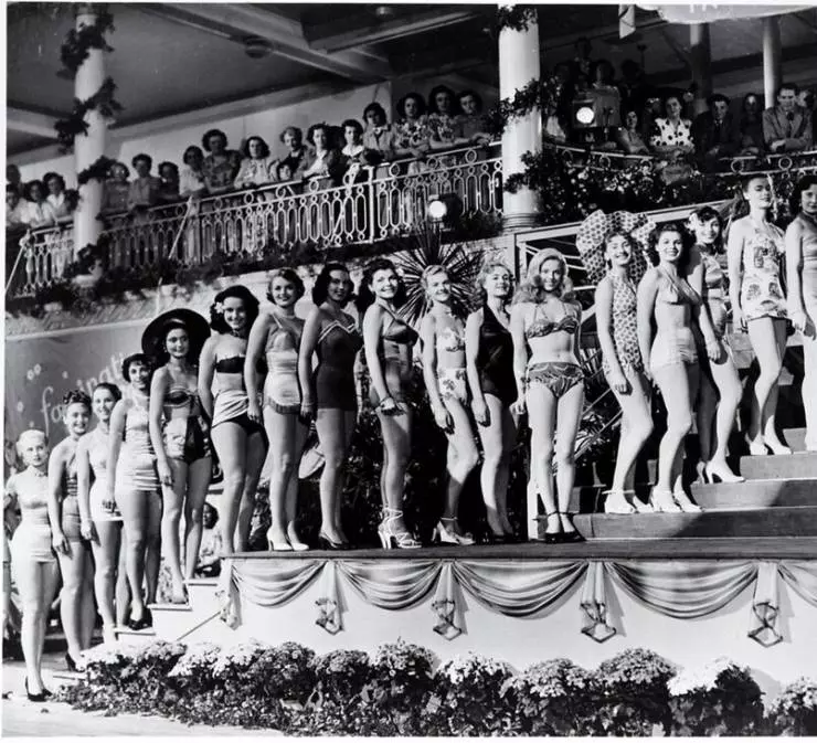 Леди Годива снова в седле 1951 скачать с торрента Леди Годива снова в седле 1951 скачать с торрента