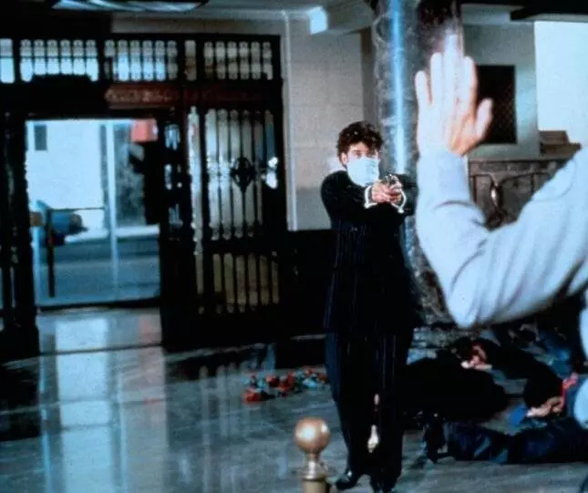 Грабитель банков 1993 скачать торрентом Грабитель банков 1993 скачать торрентом