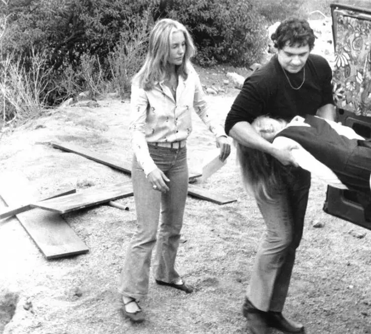 Похитители Кэнди 1973 скачать торрентом Похитители Кэнди 1973 скачать торрентом