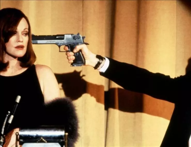 Безумный Сесил Б. 2000 скачать через торрент бесплатно Безумный Сесил Б. 2000 скачать через торрент бесплатно