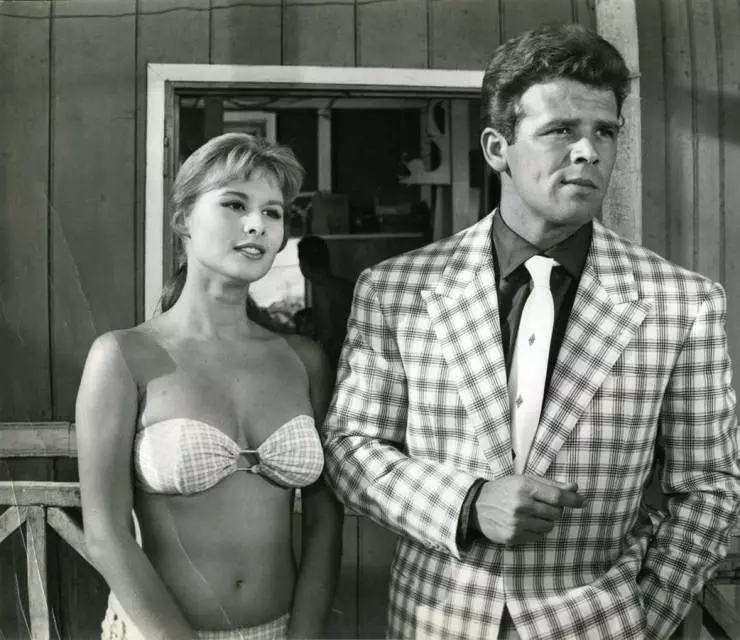 Бедные, но красивые 1956 скачать через торрент бесплатно Бедные, но красивые 1956 скачать через торрент бесплатно