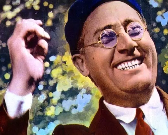 Учитель из Виджевано 1963 скачать с торрента Учитель из Виджевано 1963 скачать с торрента