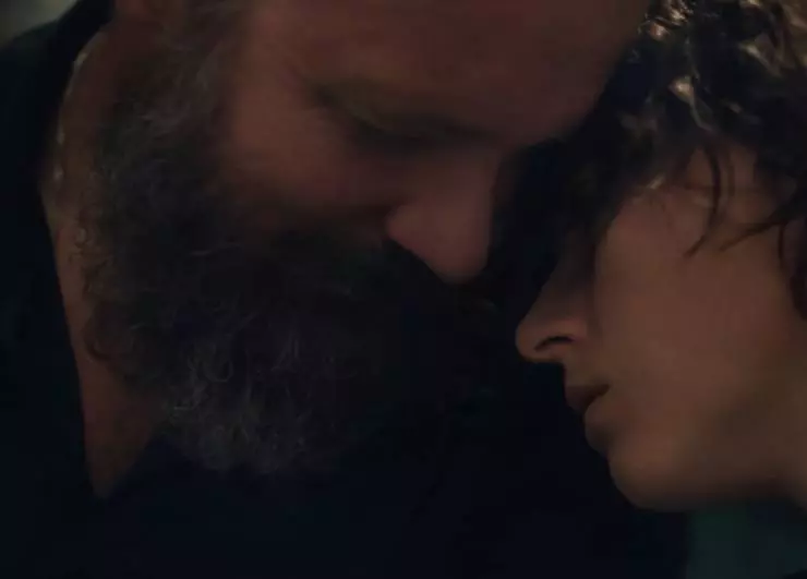 Незнакомая дочь 2021 скачать торрентом Незнакомая дочь 2021 скачать торрентом