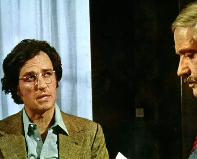 Подозрительная смерть несовершеннолетней 1975 скачать через торрент бесплатно Подозрительная смерть несовершеннолетней 1975 скачать через торрент бесплатно