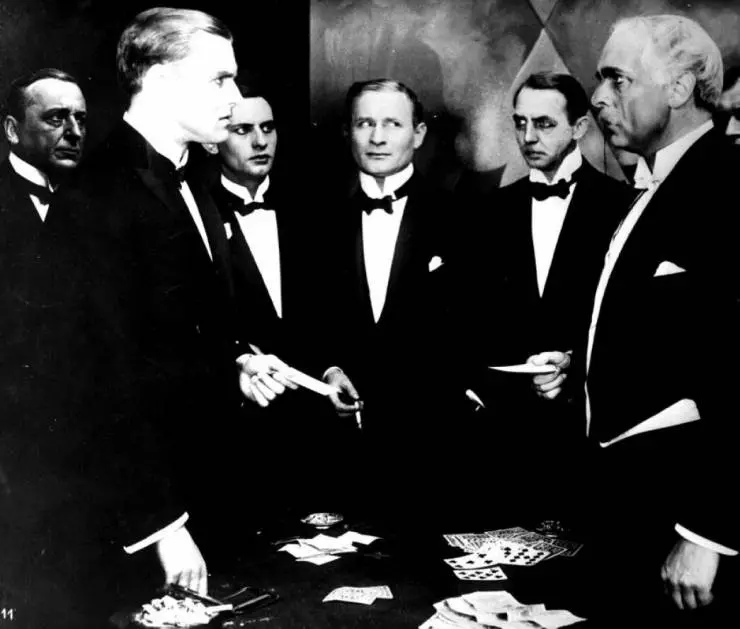 Доктор Мабузе, игрок 1922 скачать торрентом Доктор Мабузе, игрок 1922 скачать торрентом