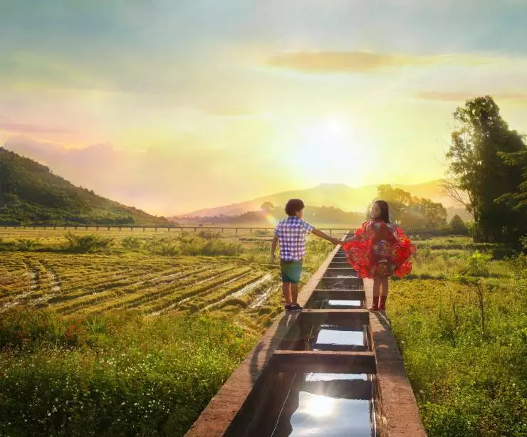 Майка: Девочка из другой галактики 2022 скачать с торрента Майка: Девочка из другой галактики 2022 скачать с торрента