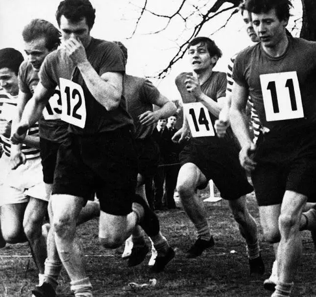 Одиночество бегуна на длинную дистанцию 1962 скачать через торрент бесплатно Одиночество бегуна на длинную дистанцию 1962 скачать через торрент бесплатно