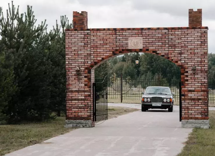 Наследники и самозванцы 2022 скачать с торрента Наследники и самозванцы 2022 скачать с торрента