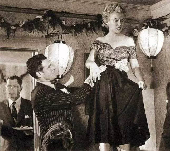 Стычка в ночи 1952 скачать с торрента Стычка в ночи 1952 скачать с торрента