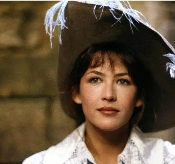 Дочь д`Артаньяна 1994 скачать торрентом Дочь д`Артаньяна 1994 скачать торрентом