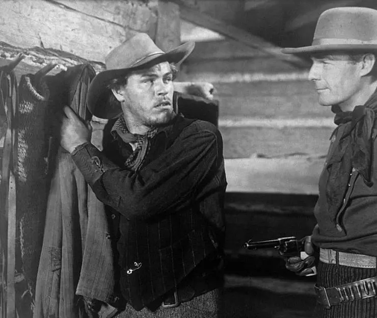 Город Эйбилен 1945 скачать торрентом Город Эйбилен 1945 скачать торрентом