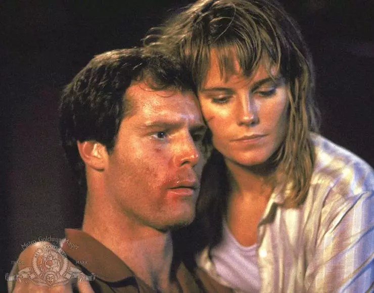 Обезьяна-убийца 1988 скачать с торрента Обезьяна-убийца 1988 скачать с торрента