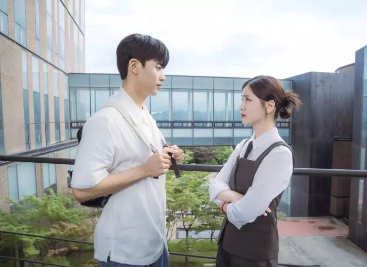 Брендинг в Сонсу-доне 2024 скачать с торрента Брендинг в Сонсу-доне 2024 скачать с торрента