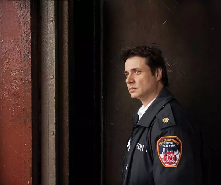 Спаси меня 2004 скачать с торрента Спаси меня 2004 скачать с торрента