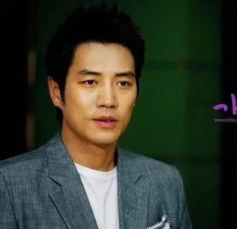 Поющие в терновнике 2011 скачать торрентом Поющие в терновнике 2011 скачать торрентом