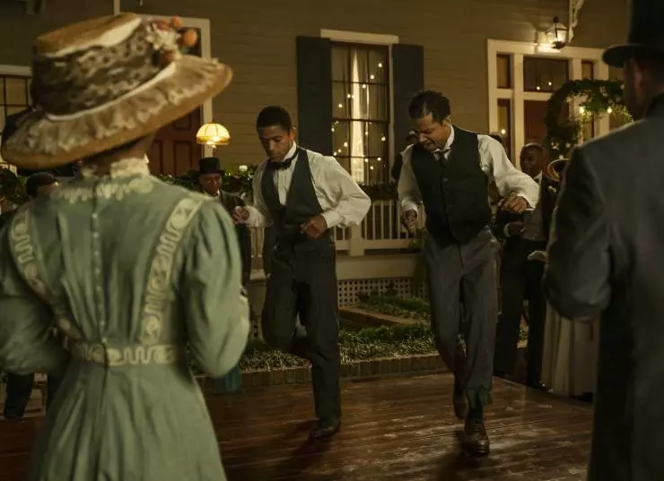 Интервью с вампиром 2022 скачать через торрент бесплатно Интервью с вампиром 2022 скачать через торрент бесплатно