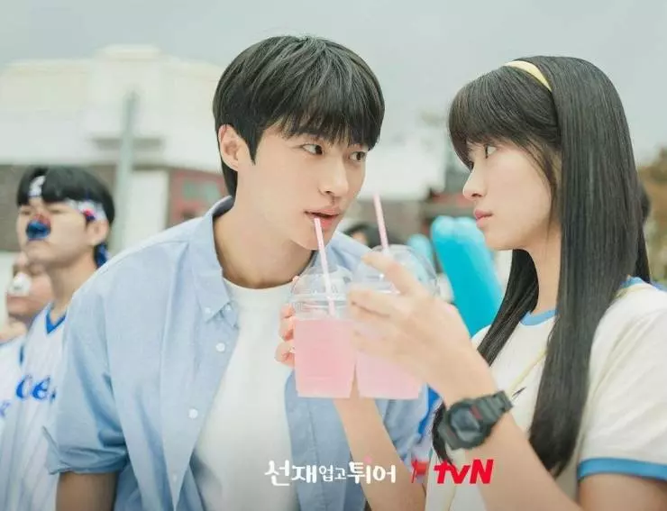 Хватай Сон-джэ и беги 2024 скачать торрентом Хватай Сон-джэ и беги 2024 скачать торрентом