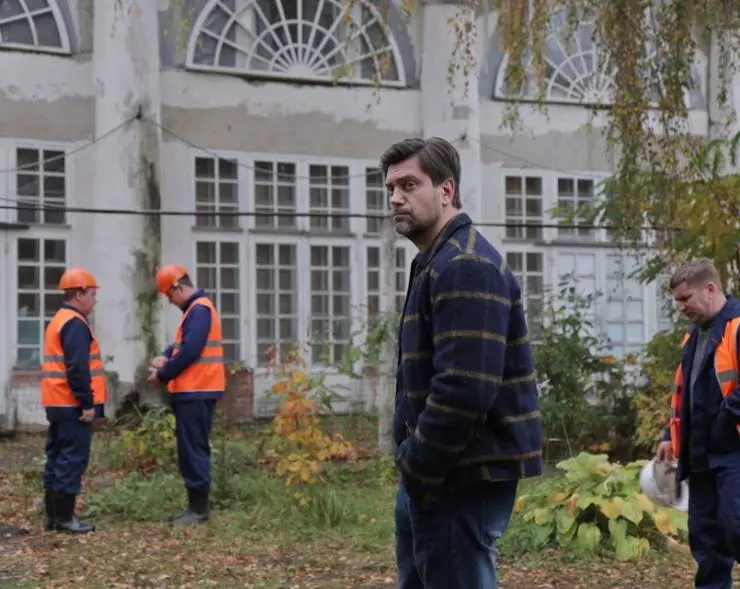 Красавица и чудовище 2021 скачать с торрента Красавица и чудовище 2021 скачать с торрента