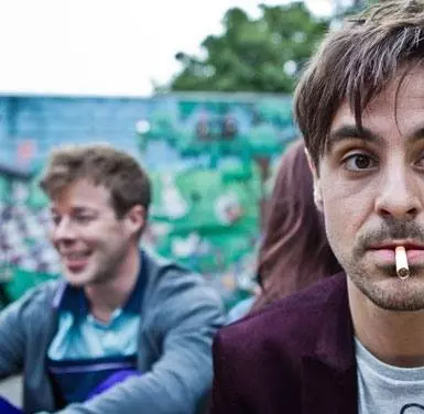 Трое 2011 скачать торрентом Трое 2011 скачать торрентом