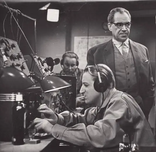 Незваные гости 1959 скачать торрентом Незваные гости 1959 скачать торрентом