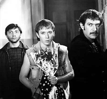 Мама 1999 скачать с торрента Мама 1999 скачать с торрента