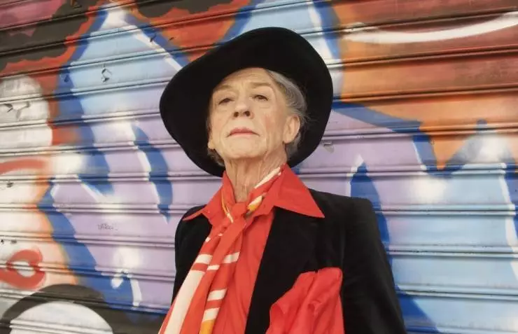 Англичанин в Нью-Йорке 2009 скачать через торрент бесплатно Англичанин в Нью-Йорке 2009 скачать через торрент бесплатно