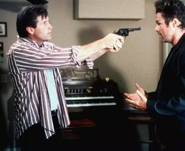 Игра в полицейских 1994 скачать с торрента Игра в полицейских 1994 скачать с торрента