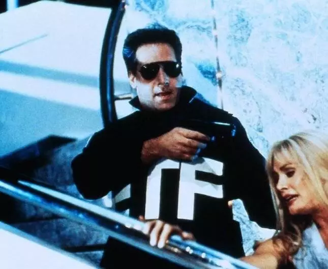 Вне конкурса 1995 скачать через торрент бесплатно Вне конкурса 1995 скачать через торрент бесплатно