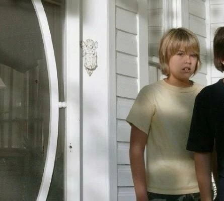 Короли Эпплтауна 2008 скачать торрентом Короли Эпплтауна 2008 скачать торрентом