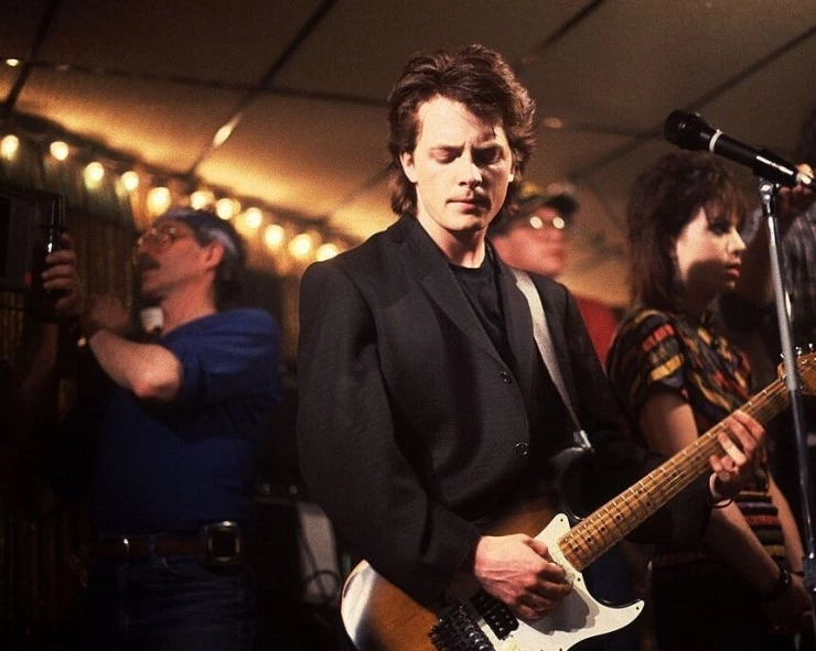 Дневной свет 1987 скачать торрентом Дневной свет 1987 скачать торрентом