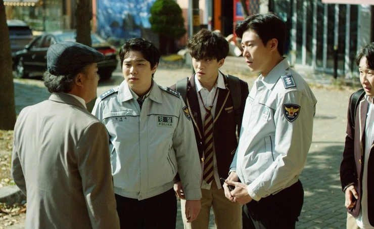 Мистер Сильвермен 2023 скачать с торрента Мистер Сильвермен 2023 скачать с торрента