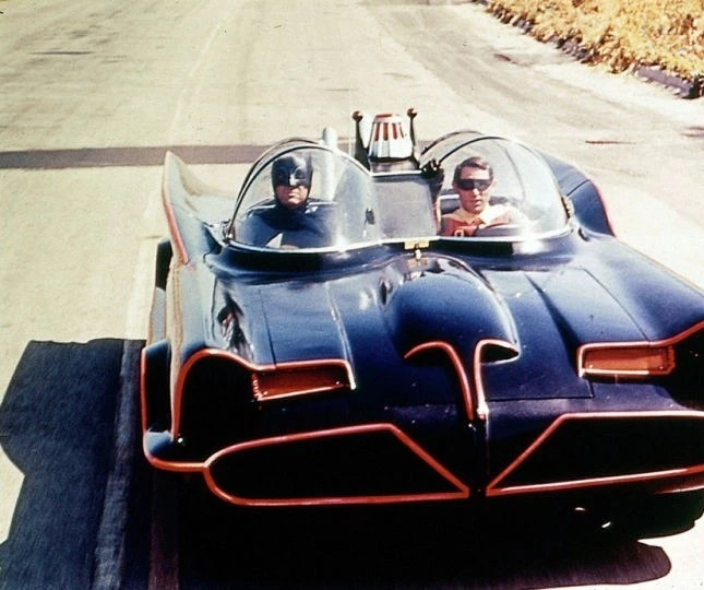 Бэтмен 1966 скачать торрентом Бэтмен 1966 скачать торрентом