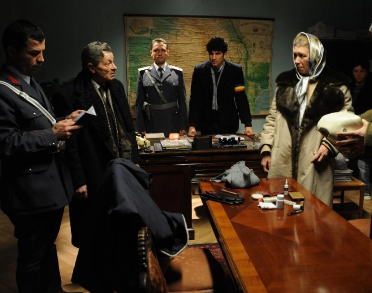 Три дня до Рождества 2012 скачать через торрент бесплатно Три дня до Рождества 2012 скачать через торрент бесплатно