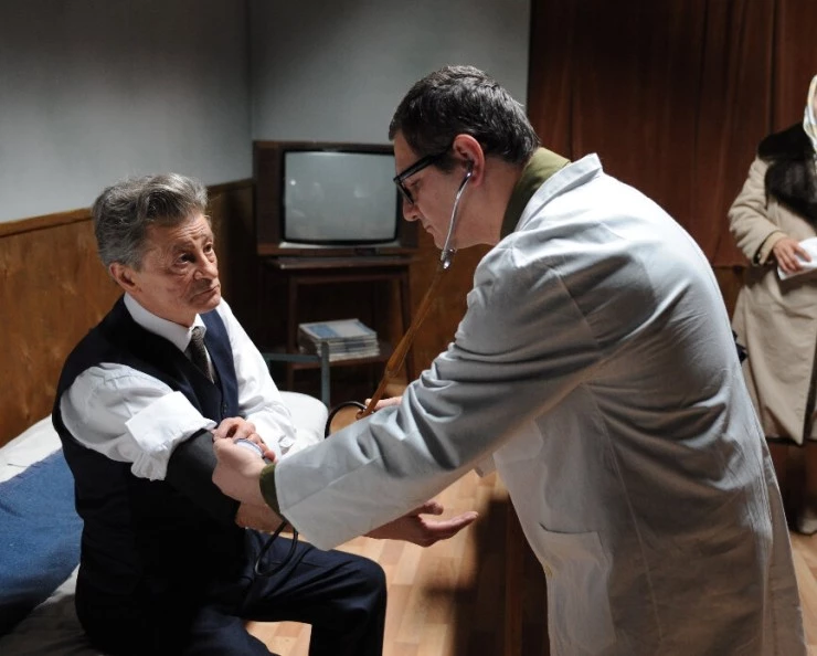 Три дня до Рождества 2012 скачать торрентом Три дня до Рождества 2012 скачать торрентом