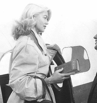 Запятнанные ангелы 1957 скачать торрентом Запятнанные ангелы 1957 скачать торрентом