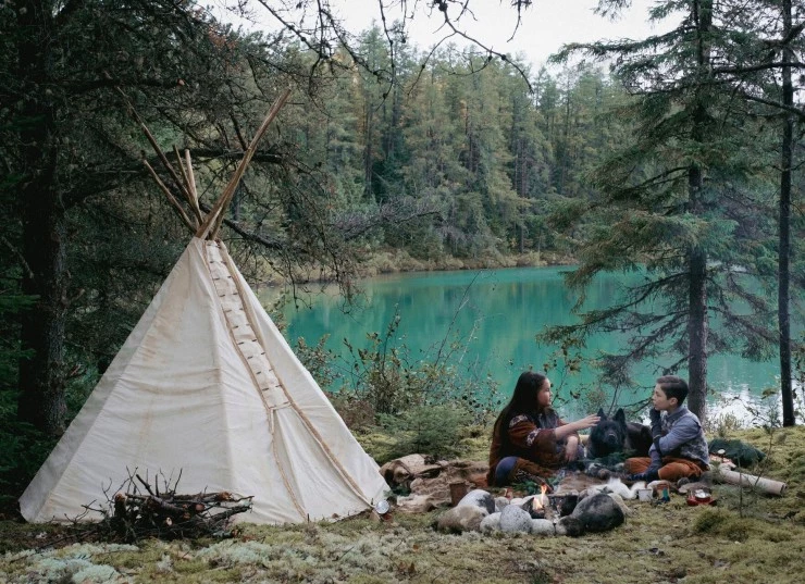 Жюль в стране индейцев 2023 скачать с торрента Жюль в стране индейцев 2023 скачать с торрента