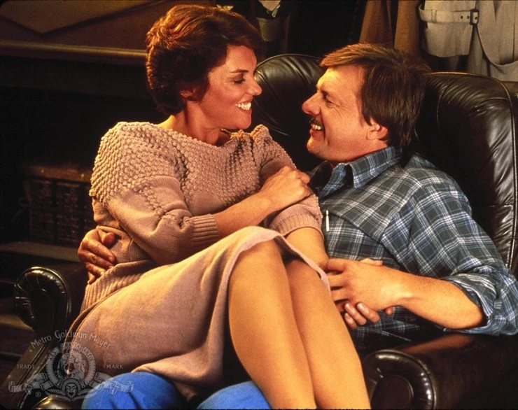 Кегни и Лейси 1981 скачать с торрента Кегни и Лейси 1981 скачать с торрента